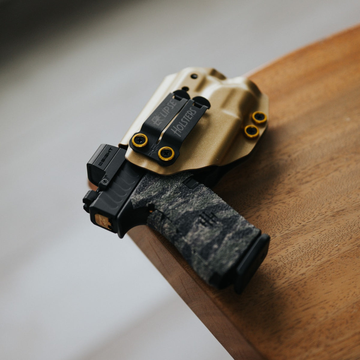 Smith & Wesson / M&P-IWB Intrepid Holster (#1 Best Selling Holster)